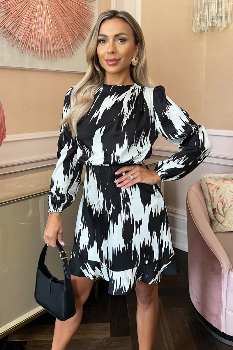 Black And White Printed Long Sleeve Pleated Shoulder Mini Dress - Image 3