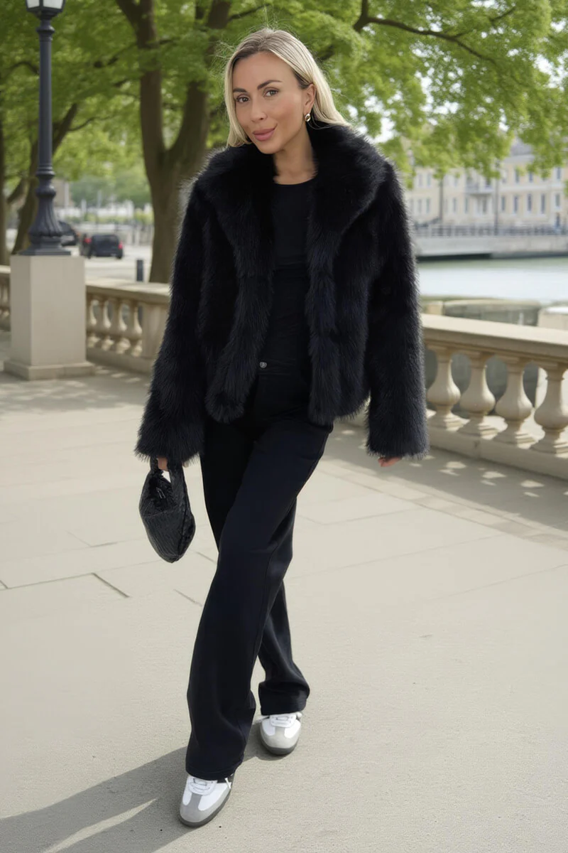 Black Faux Fur Short Jacket - Image 3