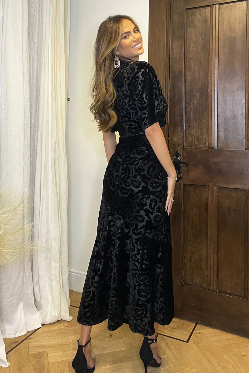 Black Jacquard Velvet Asymmetrical Hem High Neck Midi Dress - Image 4