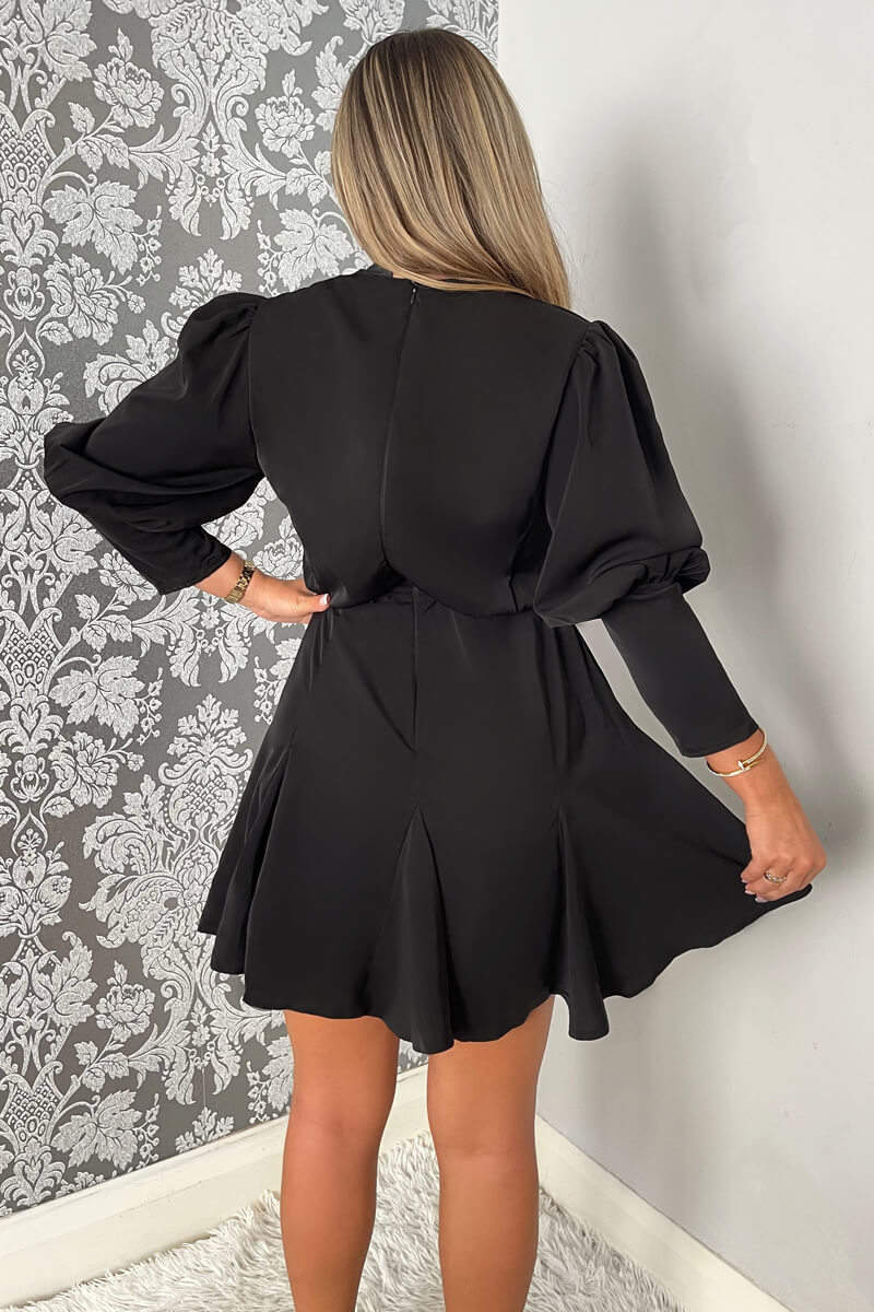 Black V-Neck Long Sleeve Skater Dress - Image 4
