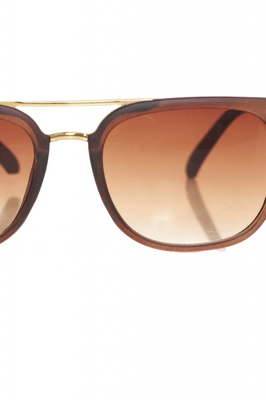 Brown Wayfarer Sunglasses - Image 5