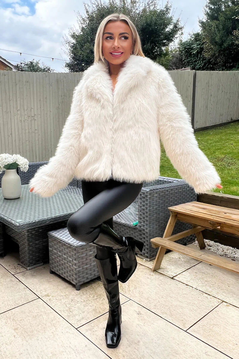 Cream Faux Fur Short Jacket - Image 3