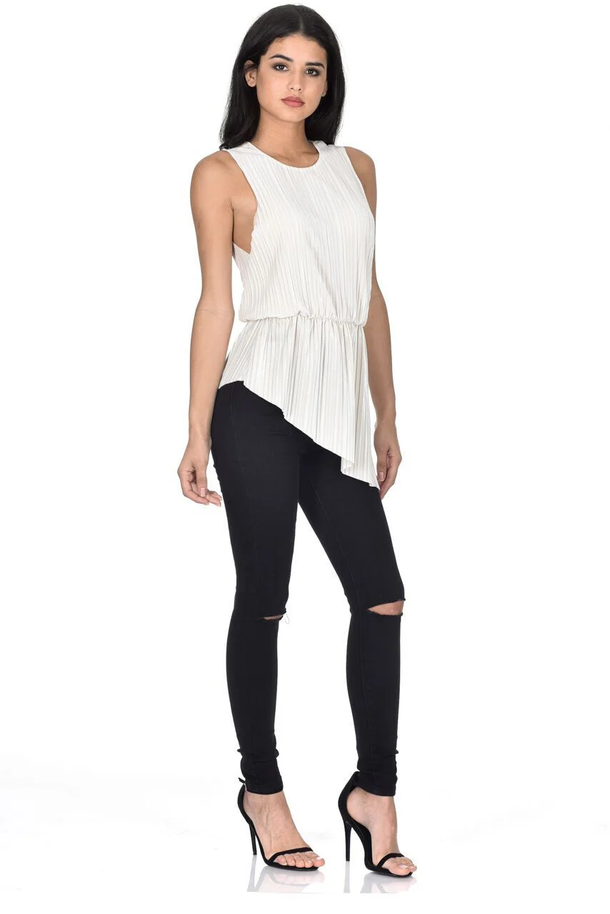 Cream Pleated Sleeveless Velvet Top - Image 2