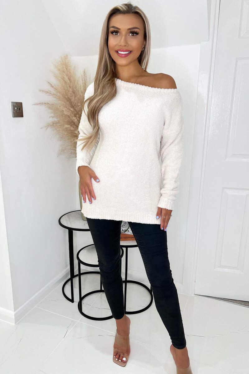 Cream Super Soft Knit Round Neck Long Sleeve Knitted Jumper - Image 2