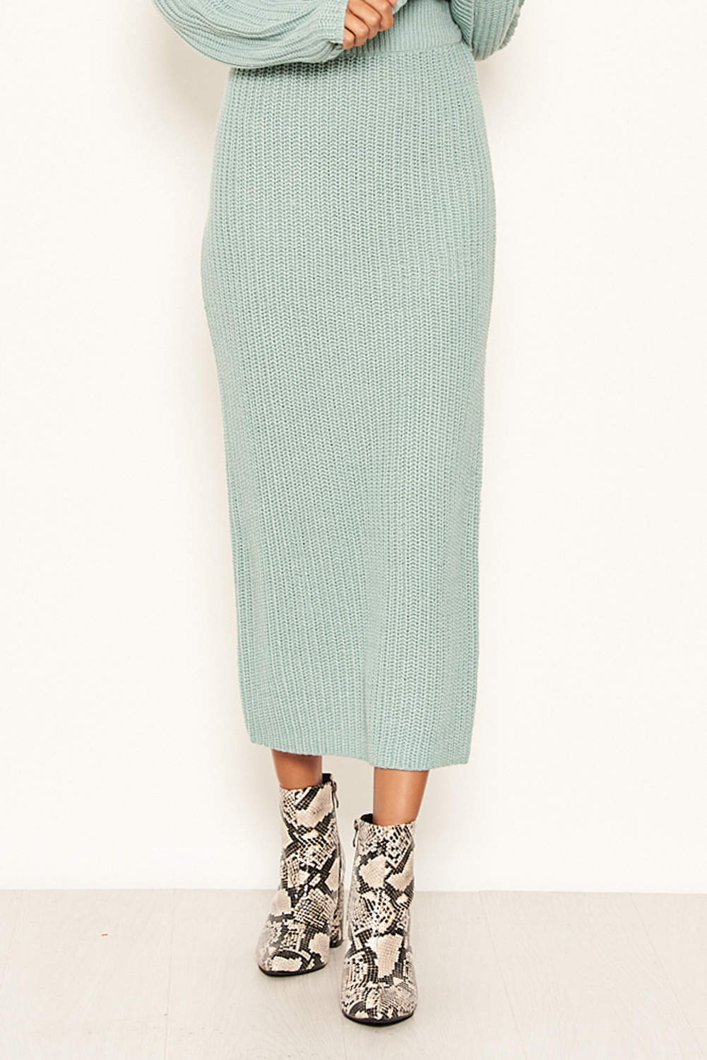 Duck Egg Knit Skirt - Image 5