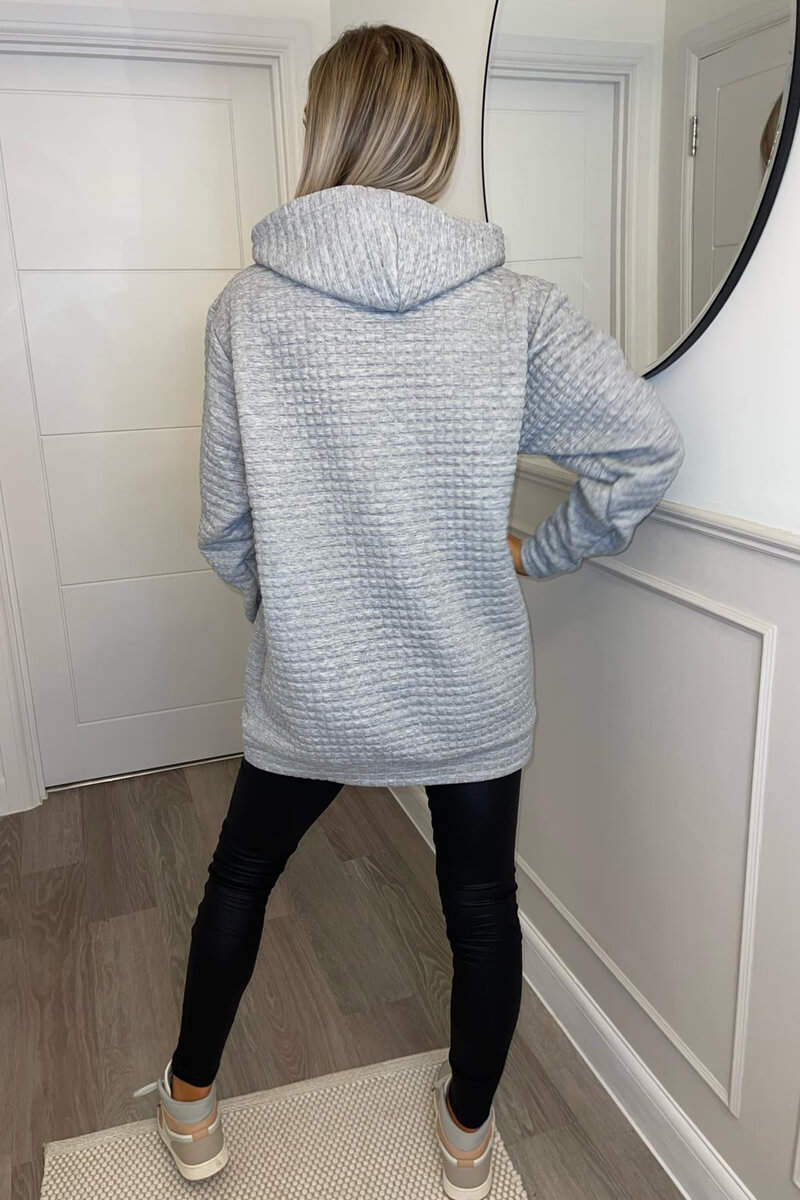Grey Quilted Hoodie - Image 5