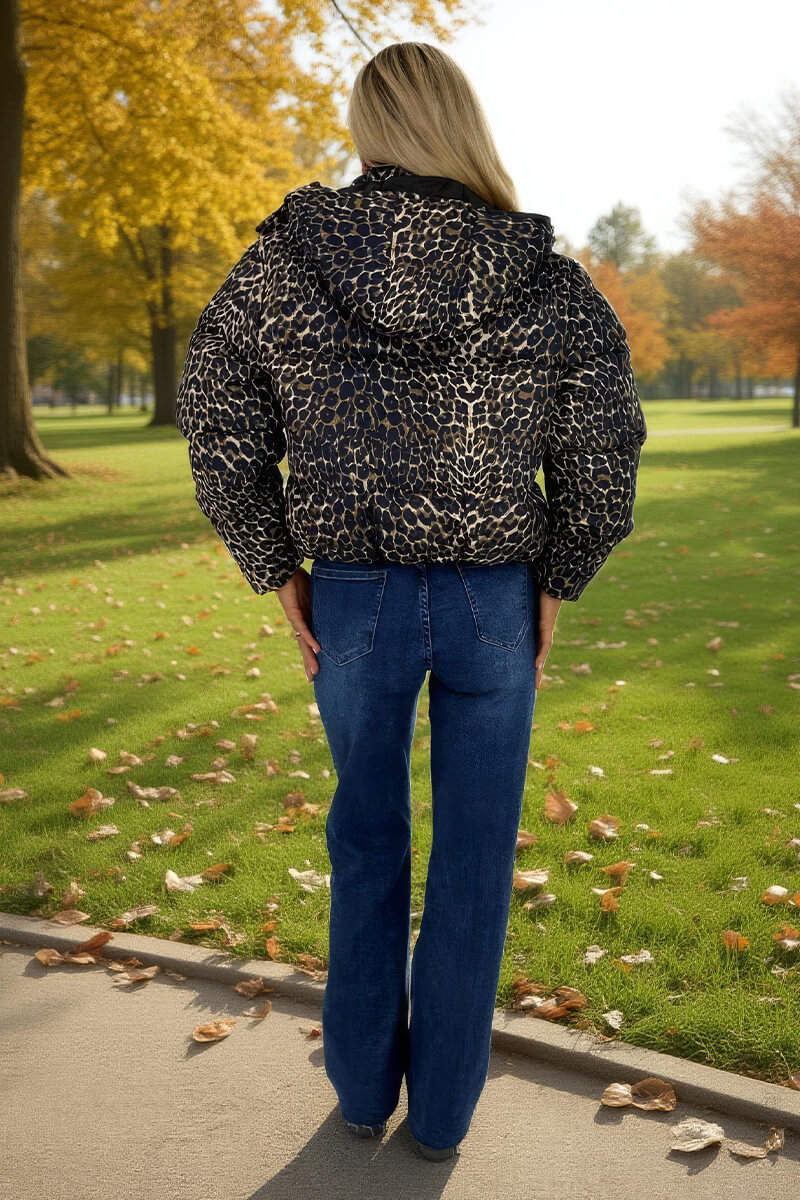 Leopard Print Hooded Short Puffer Coat - Image 5