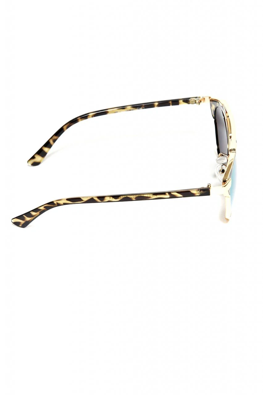 Open Frame             Reflective Sunglasses - Image 5