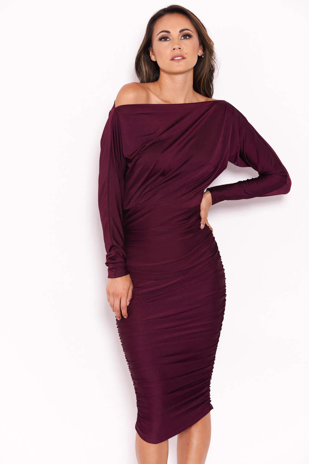 Plum Boat Neck Dress With Ruched Detail - Image 5